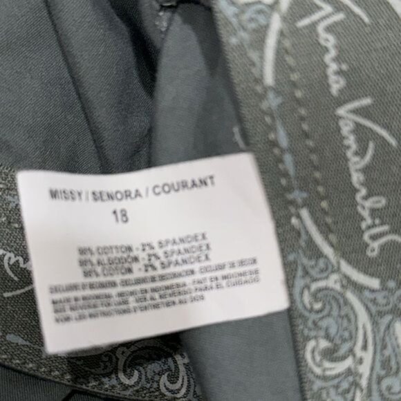 Gloria Vanderbilt Womens Cargo Capri Pants Size 18 Gray Cotton Blend - Picture 4 of 7